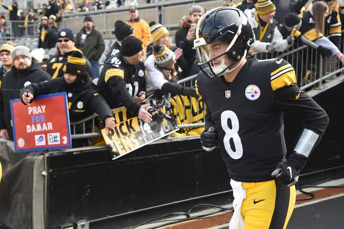 JUST IN: Pittsburgh Steelers Captain Kenny Pickett inks a $20 million deal per year with steelers to become the highest paid player in NFL league history