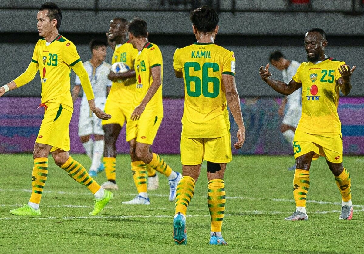   Berita Terkini: Penyokong Kedah Darul Aman FC Terpaksa Hadapi Setback Besar Lagi Apabila Bintang Kegemaran Karamak Akibat Kecederaan Kerjaya 