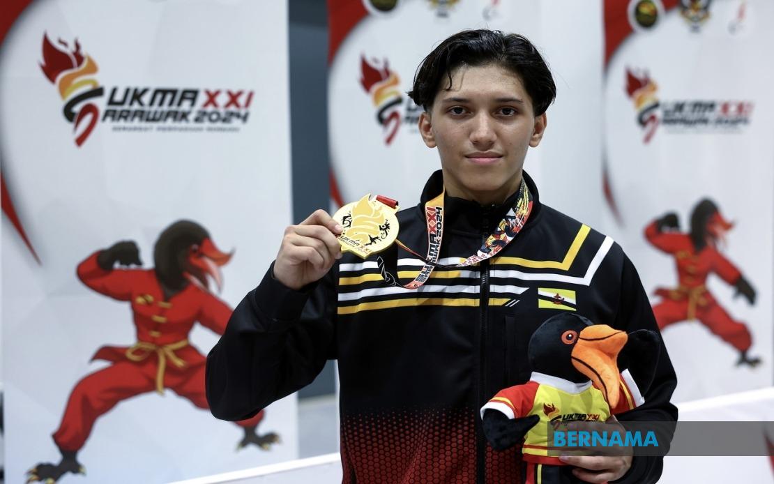 Berita Terkini : Penyokong Terengganu Menang Pingat Emas dalam Pertandingan Dengan……