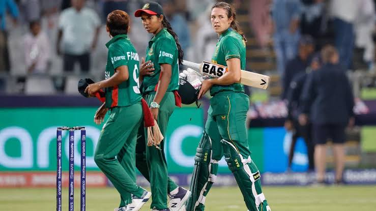 Latest News:  Tazmin Brits the star of the show as Proteas beat Bangladesh to put one foot in Women’s T20 World Cup semis……..