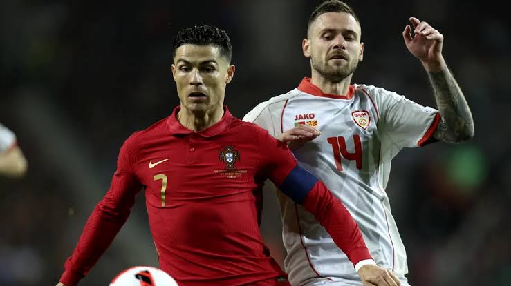 Rapid București a convenit să semneze un contract istoric de 300 de milioane cu Dinamo, transferurile semnificative care vor consolida ambițiile echipei….