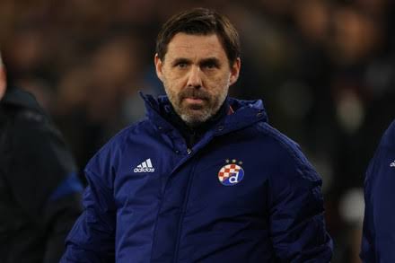 ȘTIRI TRISTE: În acest moment, antrenorul principal al FC Dinamo București a fost demis pentru… Citiți mai multe detalii în…