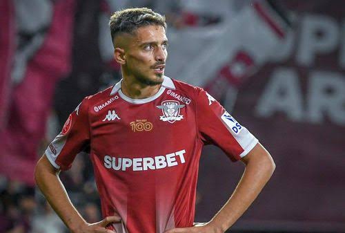 Jucătorul de la FC Rapid București suspendat din toate sporturile pentru plasarea unei cotele împotriva echipei…