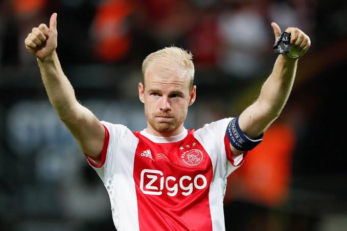 Ajax Amsterdam betaalt familie van Davy Klaassen €17,85 miljoen voor…