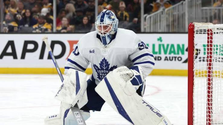 Toronto Maple sign leading goal-scorer to five-year, $25 million contract extension..