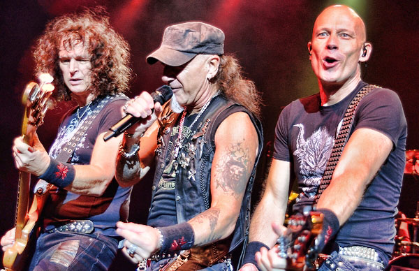 Accept guitarist Wolf Hoffman and his partner, violinist Ava-Rebekah Rahman announced a new musical project on Monday called “Wolf and Ava Project”, Apparently that’s not the only…..