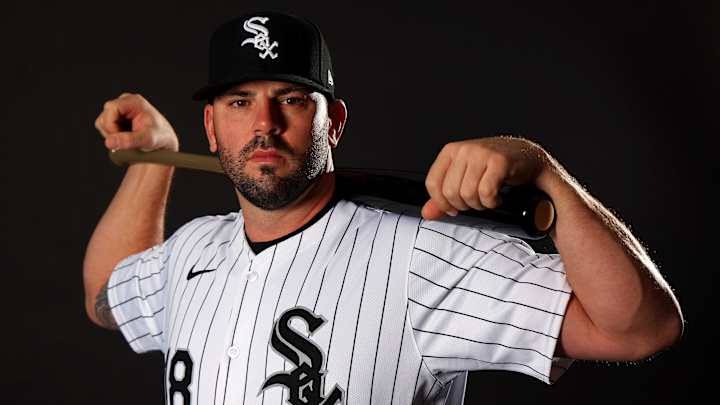 “Top Prospect Mike Moustakas, Commits to Chicago Cubs Over Chicago white Sox, Los Angeles Dodgers, Sparking Major Recruiting Buzz….