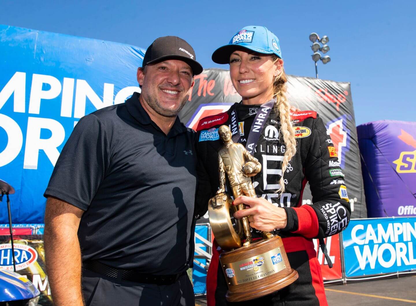 Breaking news: Leah Pruett — Wife of NASCAR Legend and Eldora Speedway Owner Tony Stewart — Dominates NHRA Competition and Clinches a Stunning $123,000 Victory That Electrifies Fans, Elevates Her Status in the Top Fuel Standings, and Marks One of the Biggest Moments of the.. 
