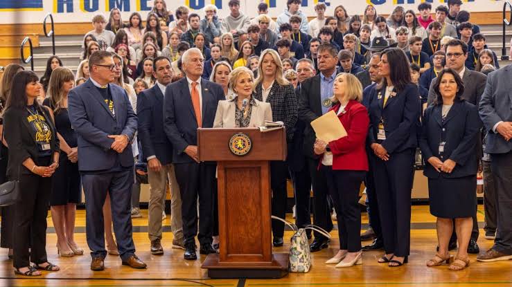 BREAKING News: Trump’s education secretary threatens to pull funding from New York over its Native American mascot ban…