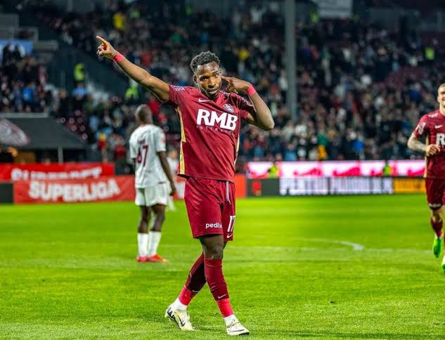 OFICIAL: Philip Otele pune capăt zvonurilor de plecare cu un angajament emoționant față de CFR Cluj „Aici este locul meu și le datorez totul câinilor”