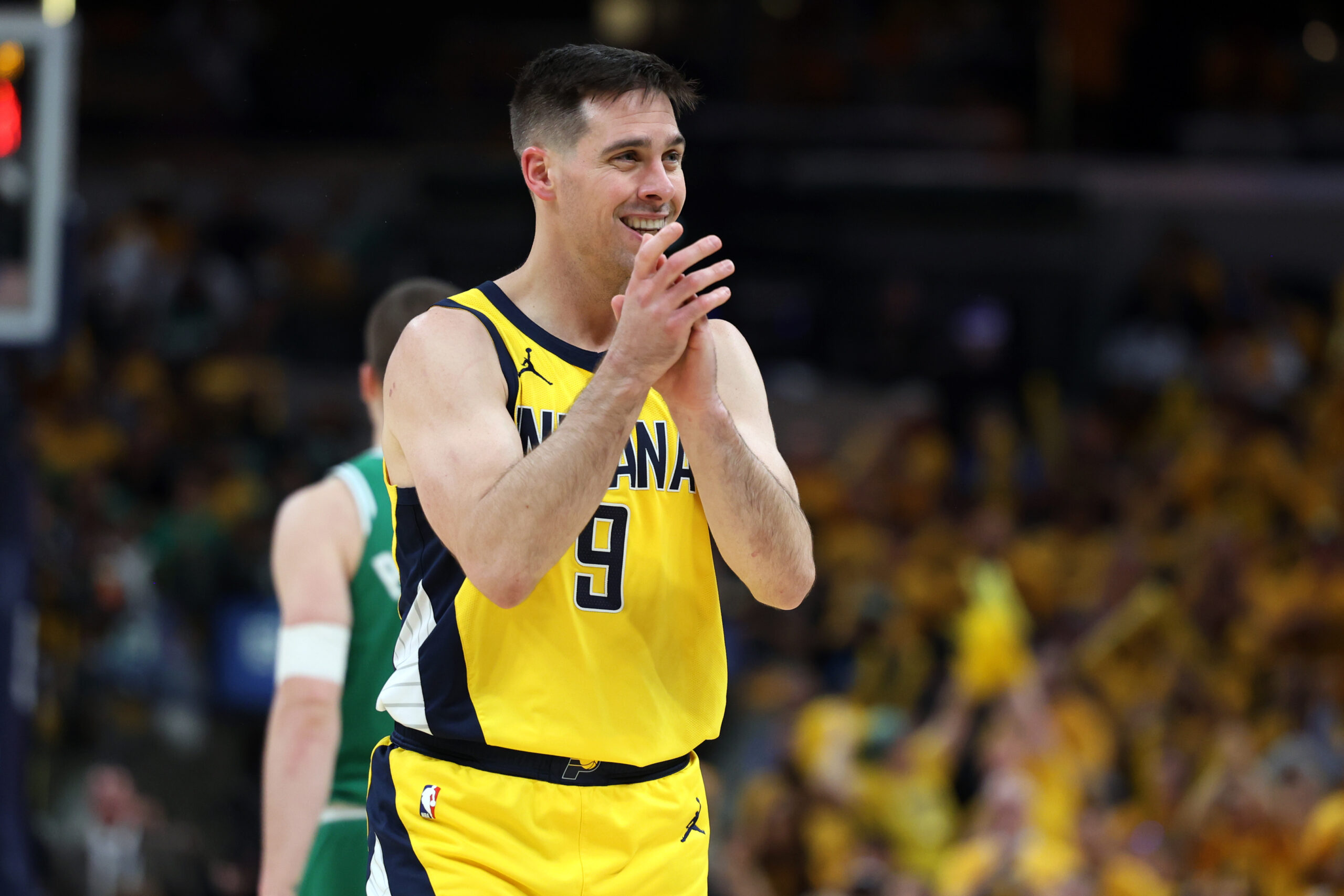Breaking: Indiana Pacers star T.J. McConnell donates his whole $12.9 million bonus and sponsorship earnings to the Homeless Shelter Initiative, helping to finance 300 shelter beds and 150 housing units. Growing up, I seen firsthand the effects of homelessness, and I knew…
