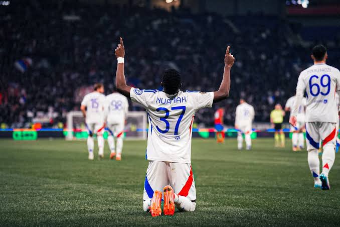 CONTRACT RESPINS!!!: Vedeta FCSB, „Ernest Nuamah”, refuză prelungirea contractului de 180 de milioane de euro cu FCSB, declarându-și intenția pentru o nouă provocare odată cu anunțul noului contract cu… Vezi detalii…