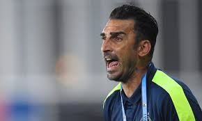 Cu 30 de Minute În Urmă: Antrenorul FCSB Găsit Fără Viață pe Plajă – Fotbalul Românesc în Șoc!……….