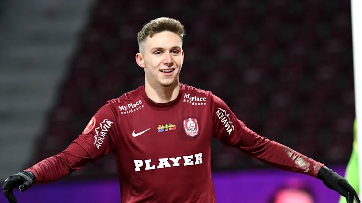 Louis Munteanu e pe cale să-și schimbe echipa, iar vestea transferului său a fost confirmată oficial chiar de patronul CFR Cluj, Neluțu Varga. Atacantul de 21 de ani, considerat unul dintre cei mai promițători jucători români ai generației sale, va face pasul către o nouă provocare în carieră, după ce CFR Cluj a ajuns la un acord cu formația interesată de serviciile sale…..