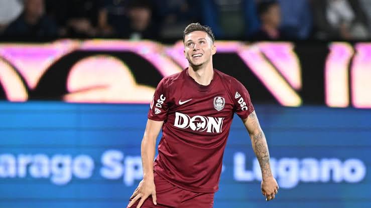 Lovitură de teatru în Liga 1! CFR Cluj surprinde în ultimul moment cu un transfer neașteptat. Campionatul este din nou zguduit de o mutare de ultimă oră, iar de această dată, în centrul atenției se află CFR Cluj. În timp ce rivalele își făceau calcule pentru titlu, ardelenii au anunțat o achiziție surprinzătoare care ar putea schimba complet echilibrul Ligii 1. Toate detaliile mai jos……