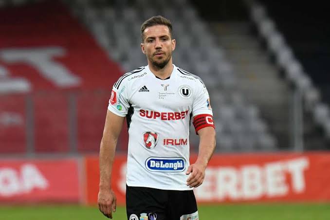 Marius Avram a explicat care era decizia corectă, după ce Aurelian Chițu a trimis mingea în poartă, în finalul meciului Universitatea Craiova – FC Hermannstadt!….