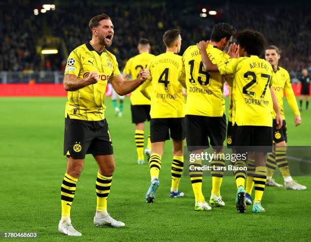 „MEGA-ABRISS: Signal Iduna Park erhält eine Renovierung im Wert von 10,8 Milliarden US-Dollar.“…..