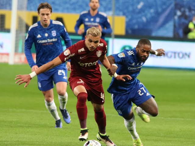 Lovitură de teatru în Liga 1! Universitatea Craiova aduce un jucător surpriză chiar înainte de închiderea perioadei de transferuri!…..