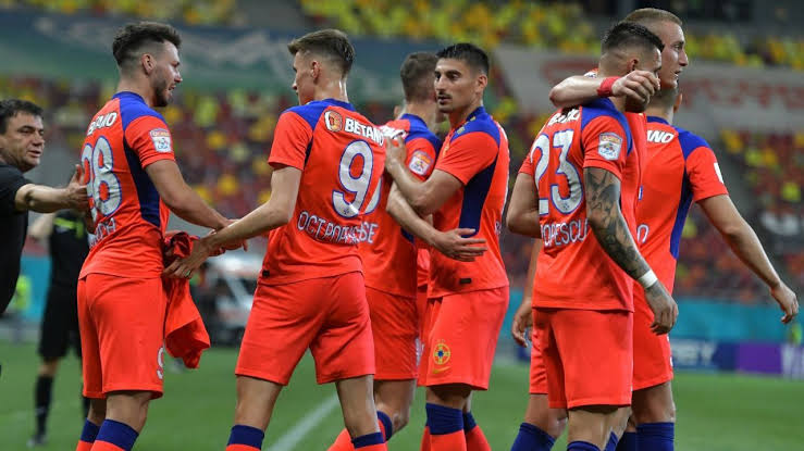 Mă întorc”. Fostul star atacant de la FCSB și-a reziliat contractul cu Al-Gharafa SC, declarând că va…….