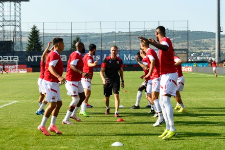 Ultimele știri: FC Dinamo București se apropie de un acord de 5 milioane de euro pentru fundașul Universității Craiova…