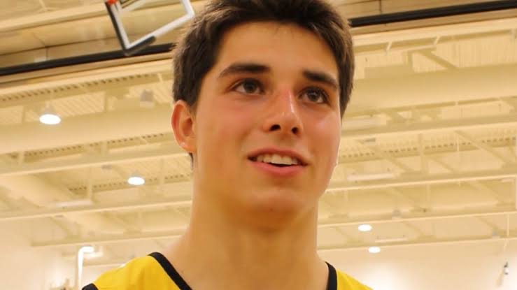 Heartbreaking scenes! Just 30 minutes ago, the Iowa Hawkeyes shared an emotional message of support for Peyton McCollum after learning devastating news involving his family. Peyton later confirmed it himself, leaving fans — and the entire community — stunned and deeply shaken……